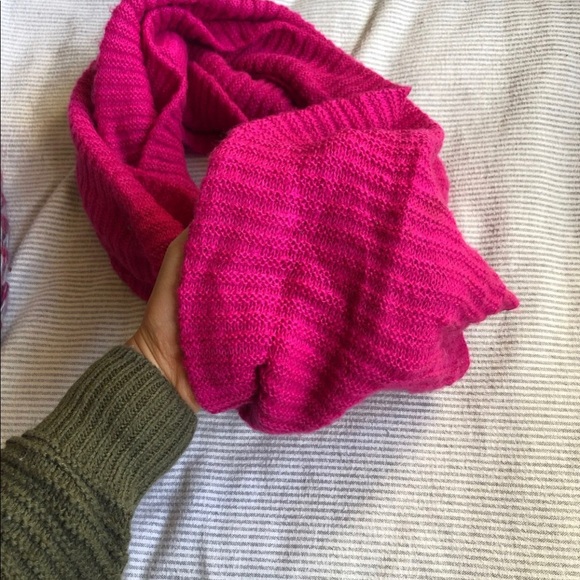 Infinity Scarves🧣 - Picture 3 of 3